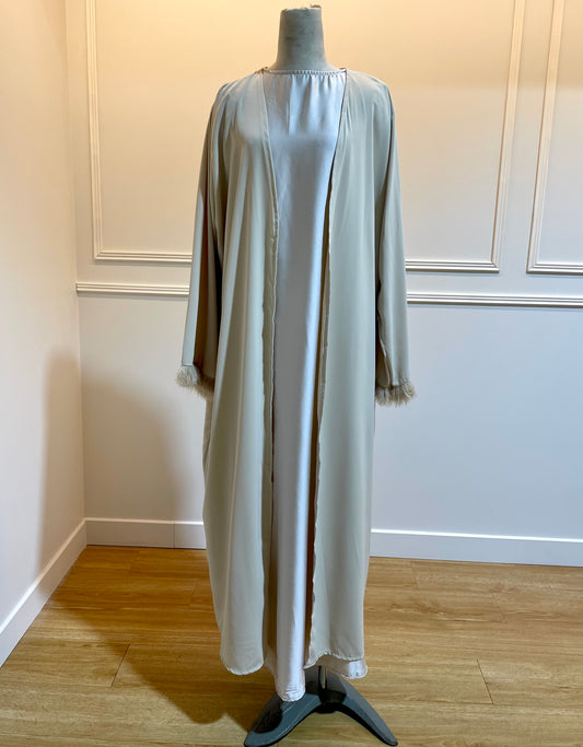 Feather-sleeve kimono + hijab