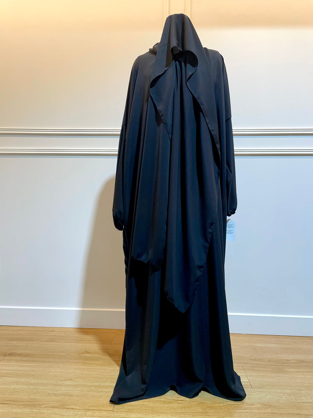Abaya avec hijab intégré