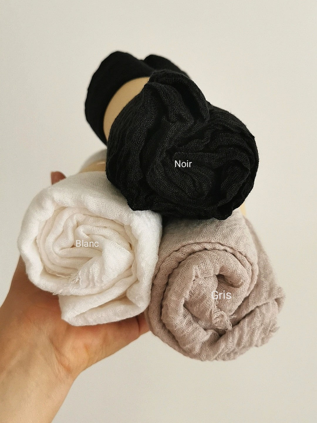 Crinkled effect hijab 