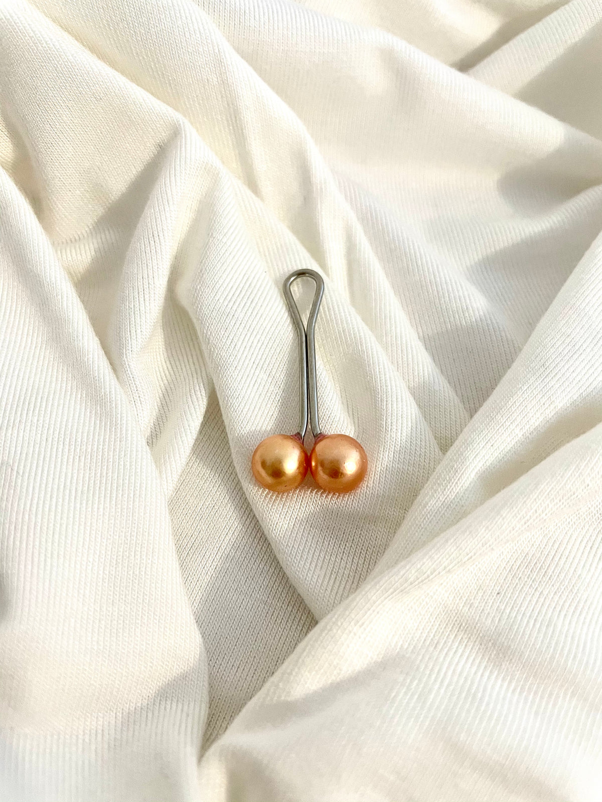 Anti round hole hijab clip