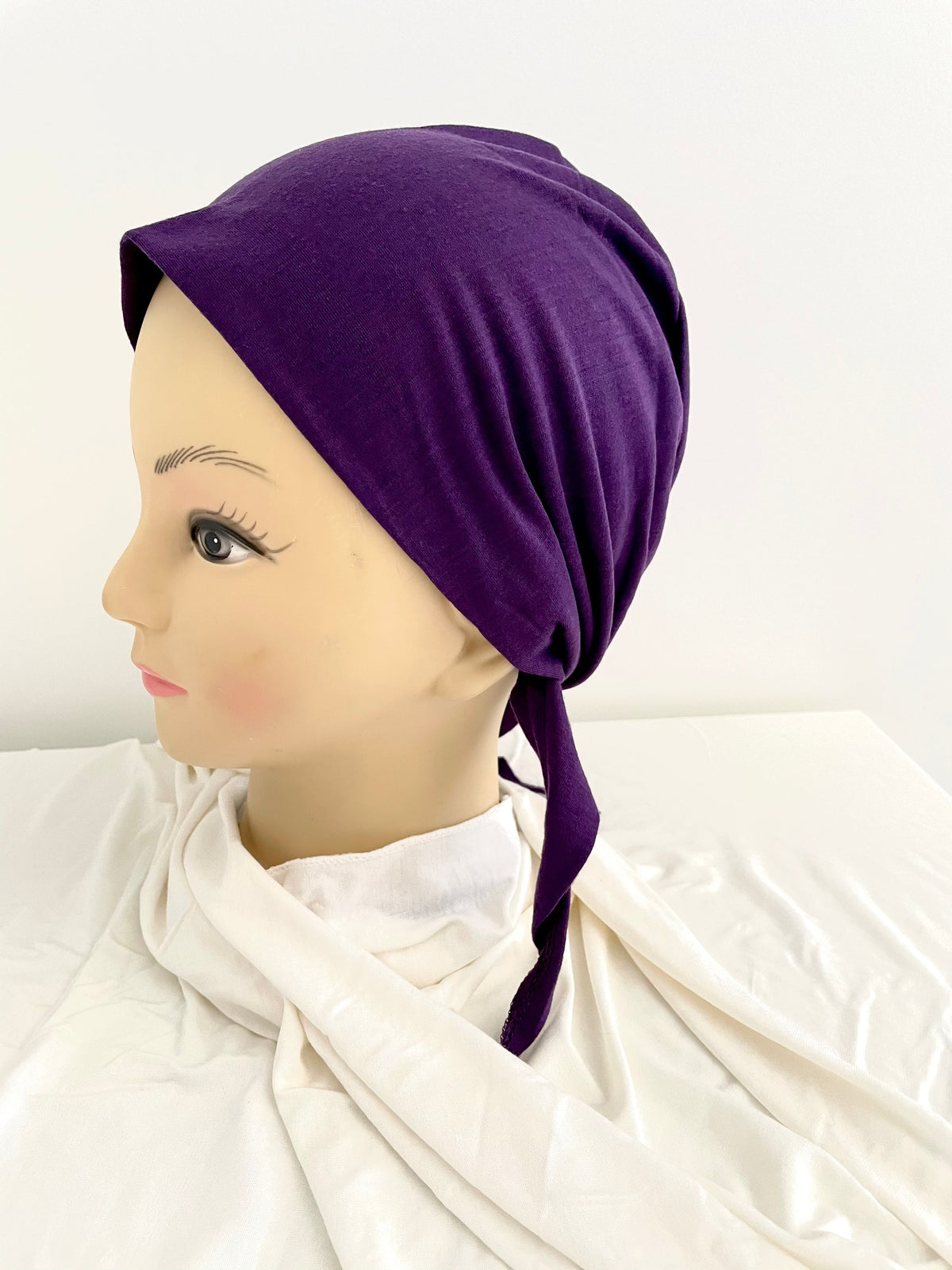 Hat to tie