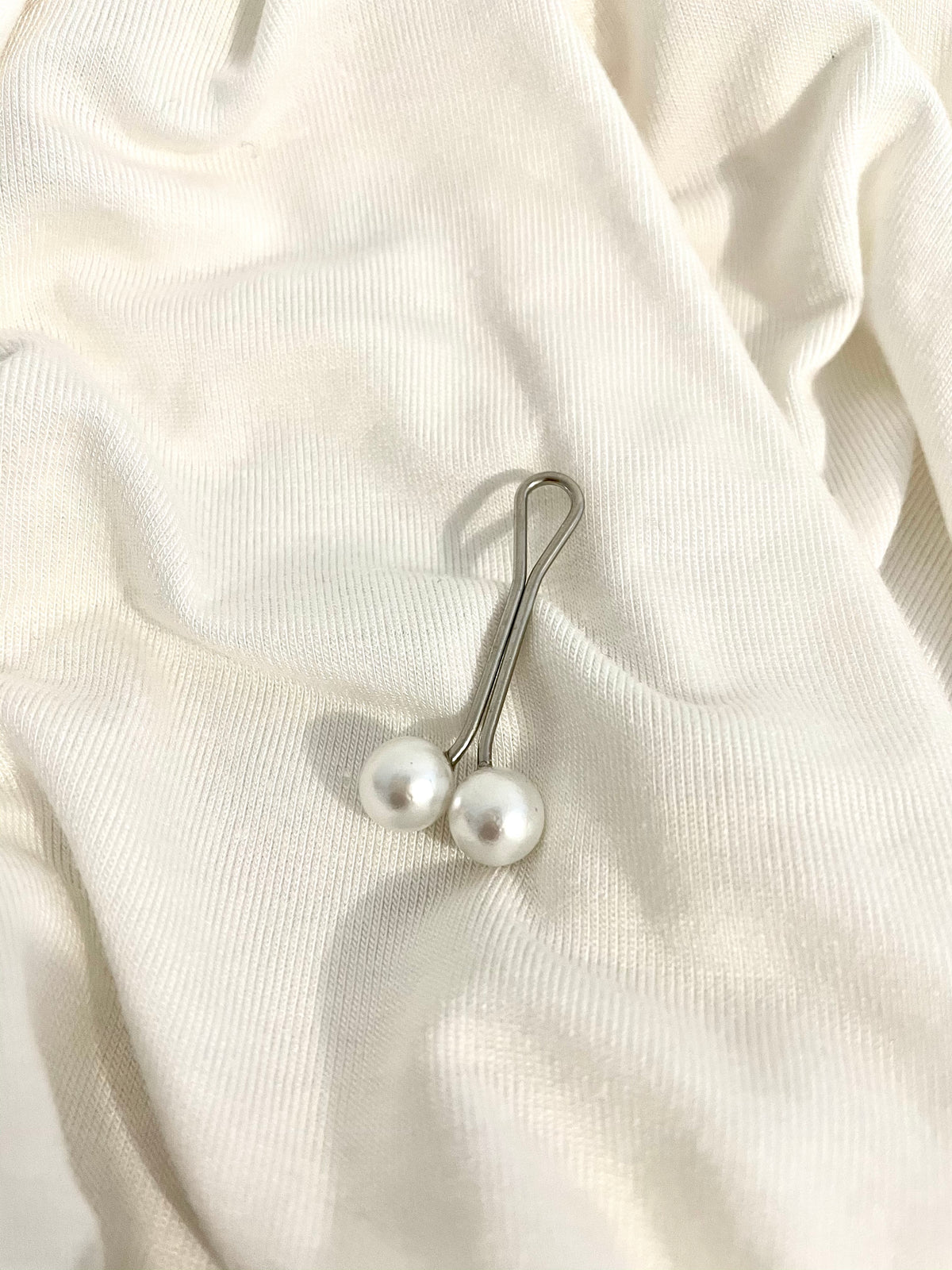 Anti round hole hijab clip