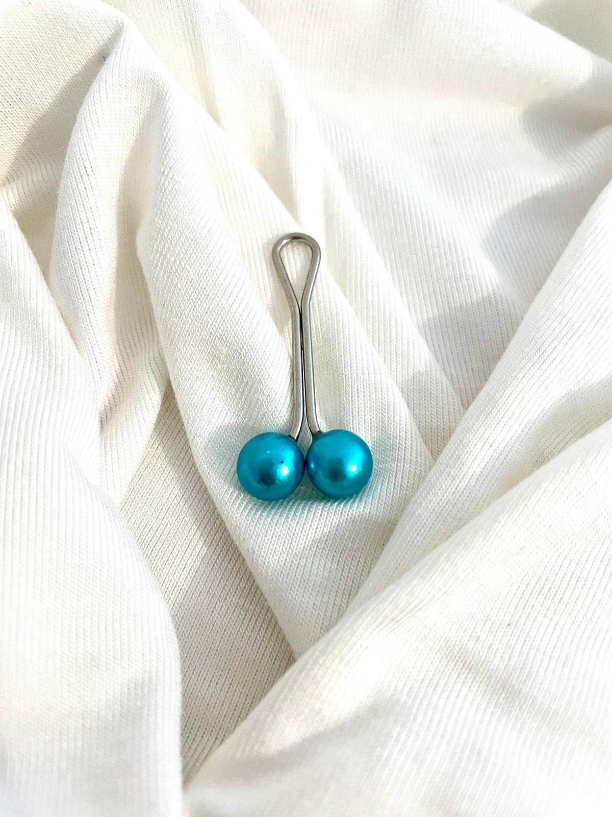 Anti round hole hijab clip